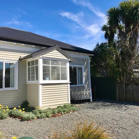 Albemarle Villa - Christchurch Holiday Homes Luaran gambar