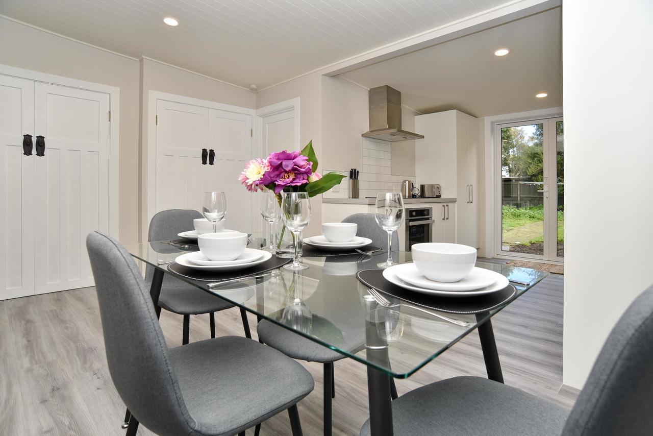 Albemarle Villa - Christchurch Holiday Homes Luaran gambar