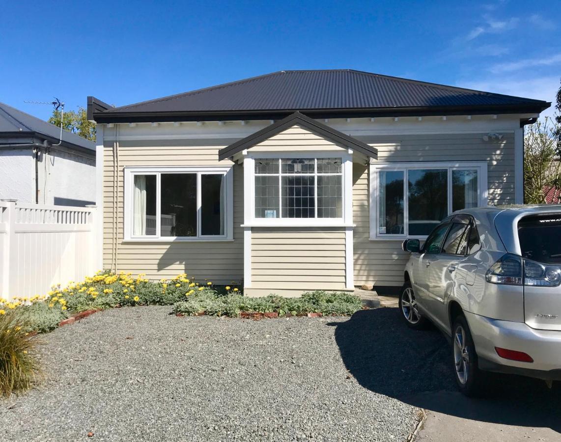 Albemarle Villa - Christchurch Holiday Homes Luaran gambar